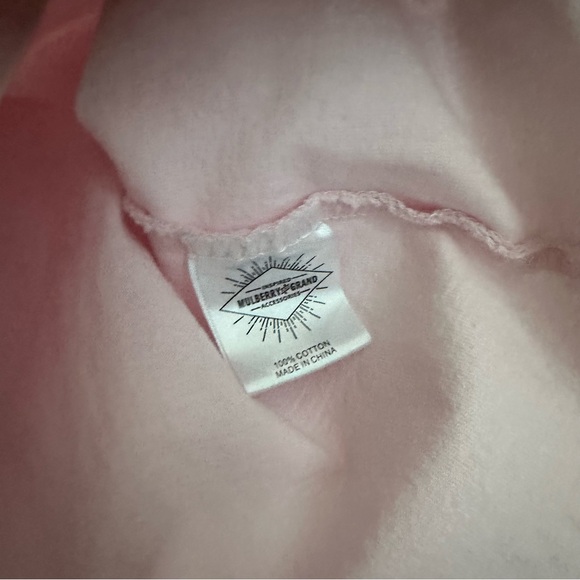 Mulberry and Grand Pink T Shirt, Medium, 100% cotton, New York skyline stitching - Picture 4 of 5